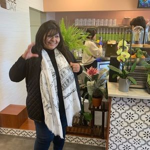 Meet your Posher, Milagros